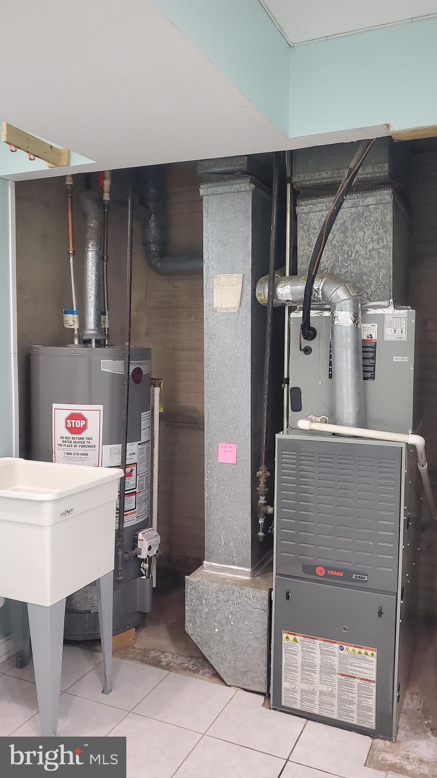 BROOKSHIRE - Residential