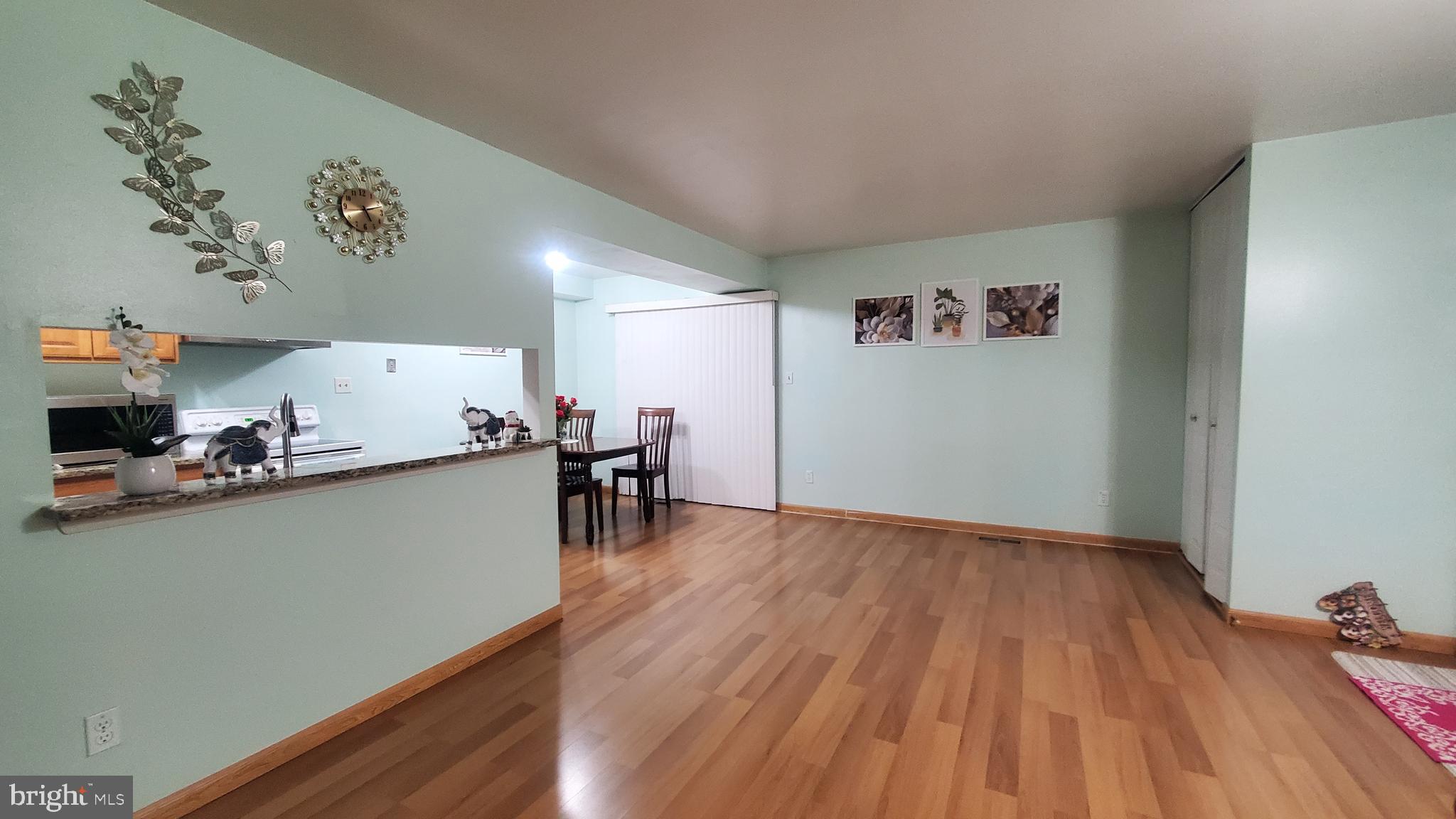 BROOKSHIRE - Residential