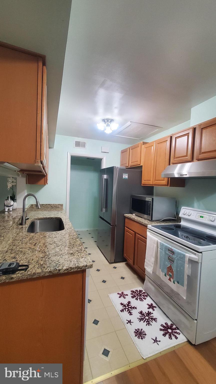 22 MISSION WOOD WAY C