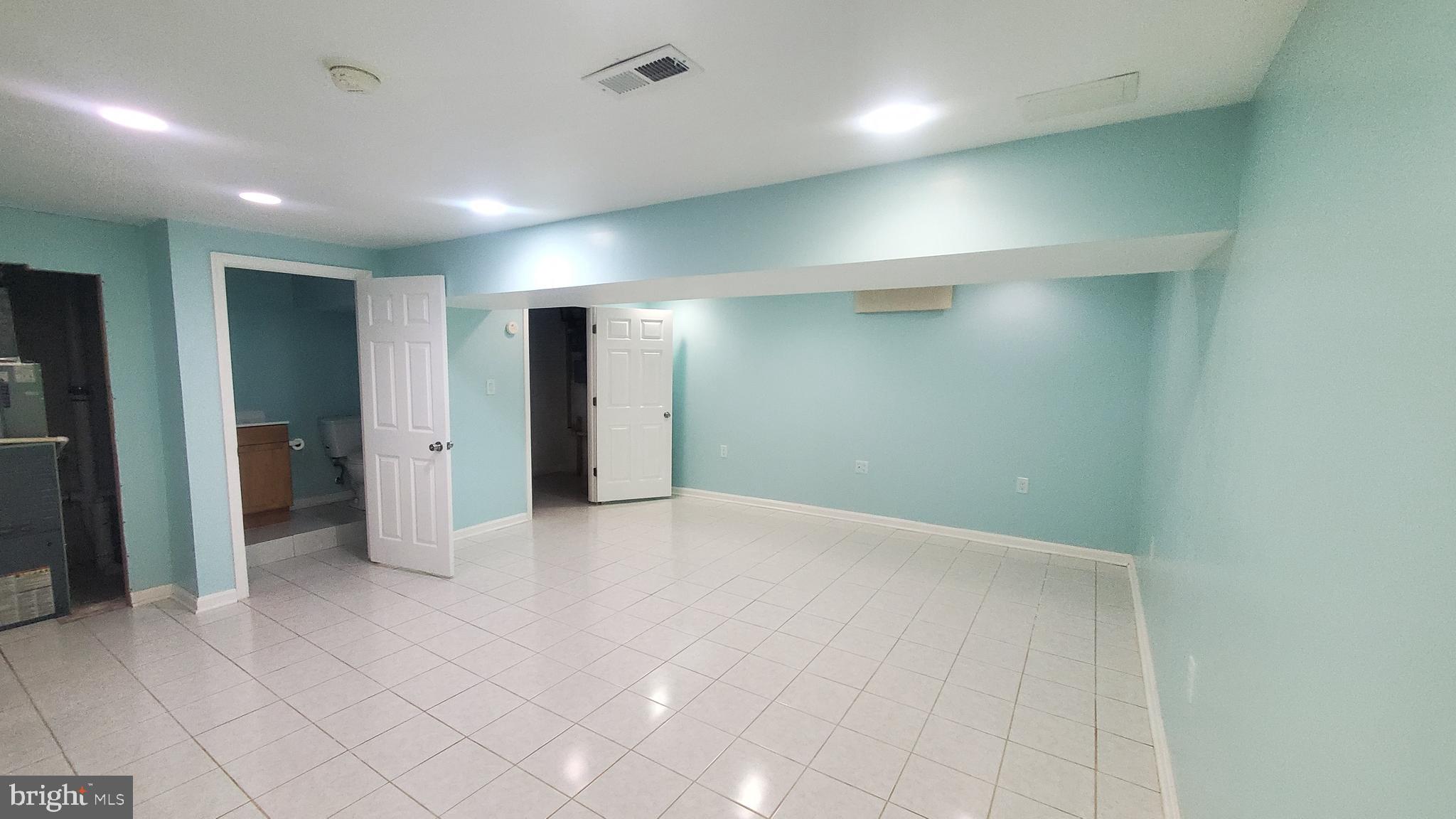 BROOKSHIRE - Residential