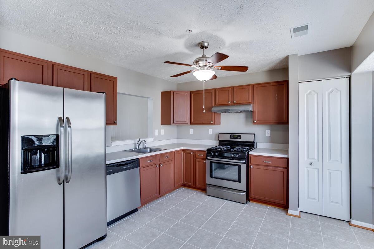 SOUTH HAMPTON SUB - Residential