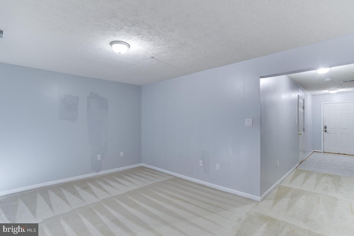 SOUTH HAMPTON SUB - Residential