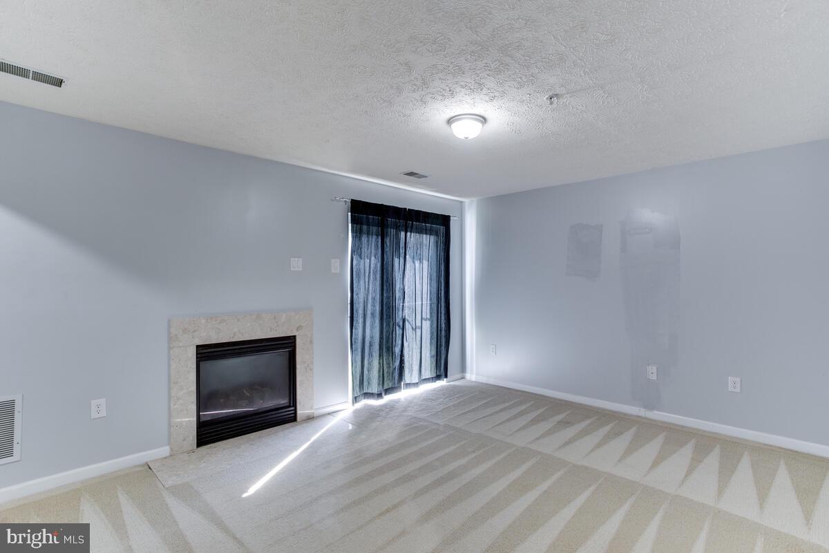 SOUTH HAMPTON SUB - Residential