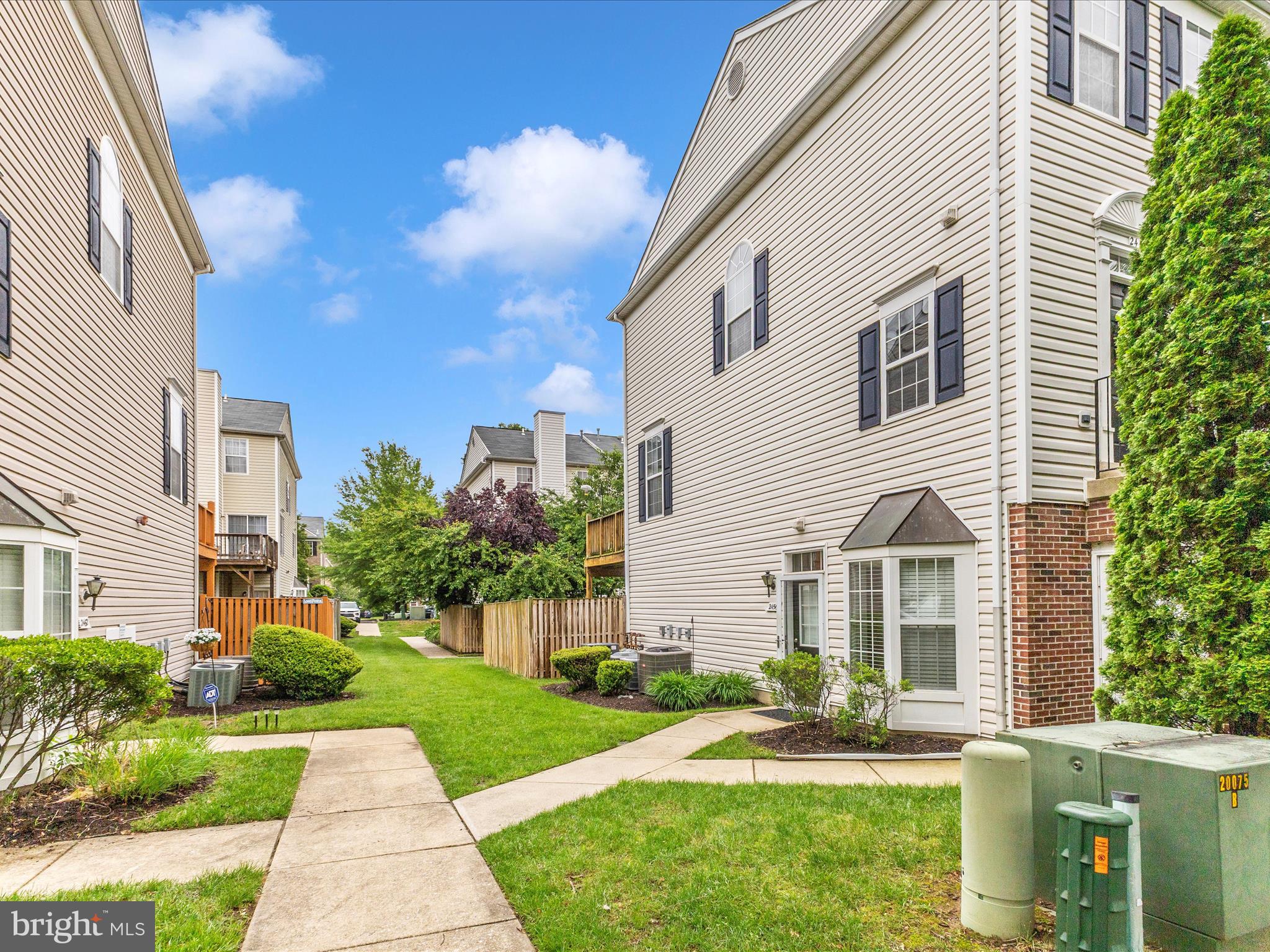 2456 MEDFORD COURT 17C