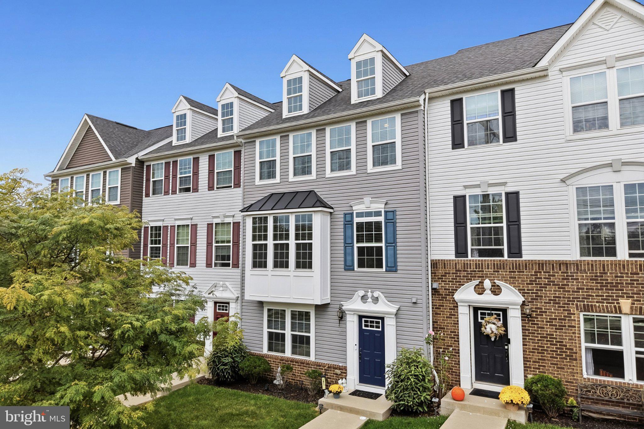 271 GRACE LANE