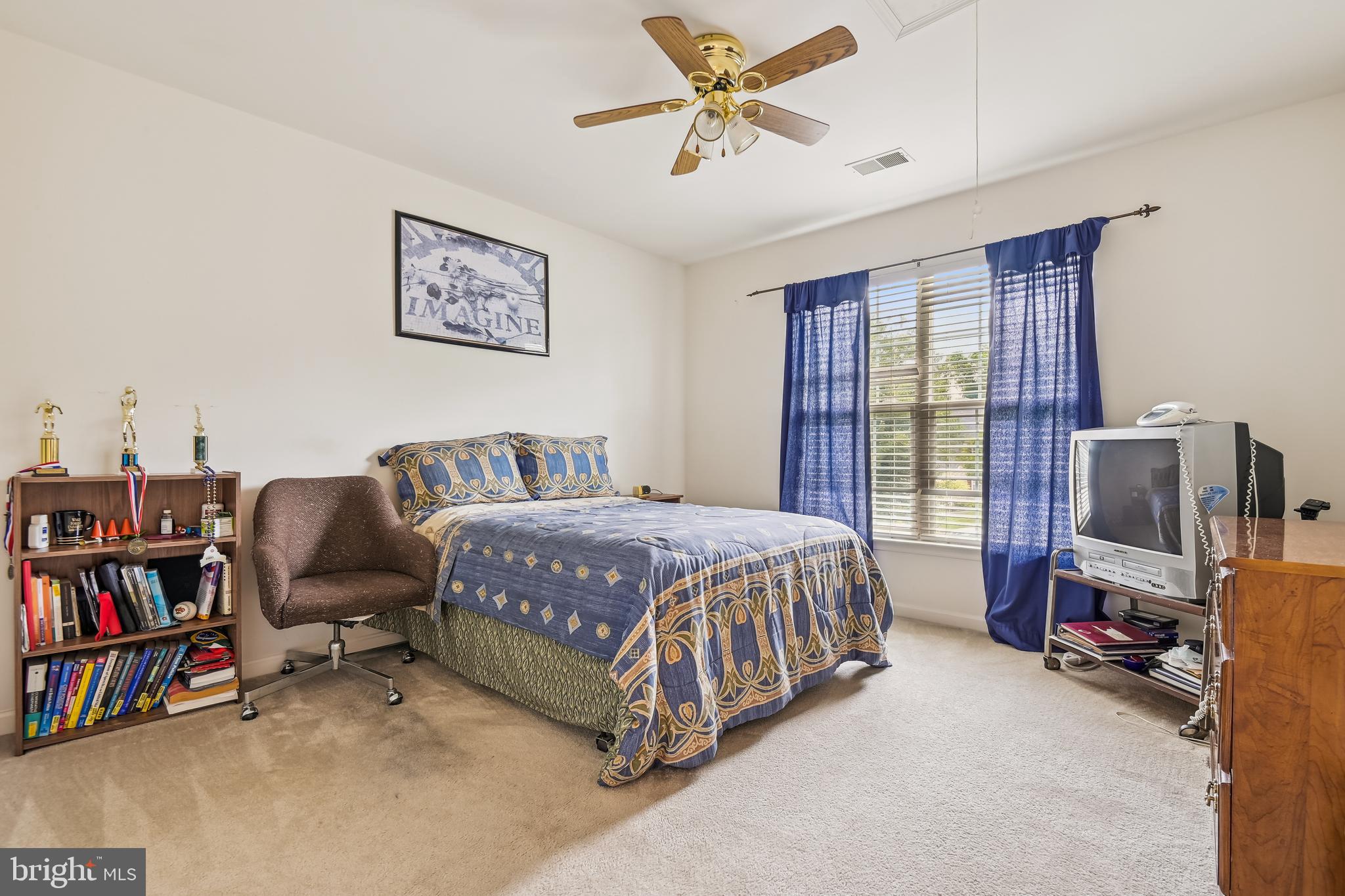 OAKS AT GARRISON FOREST - Residential