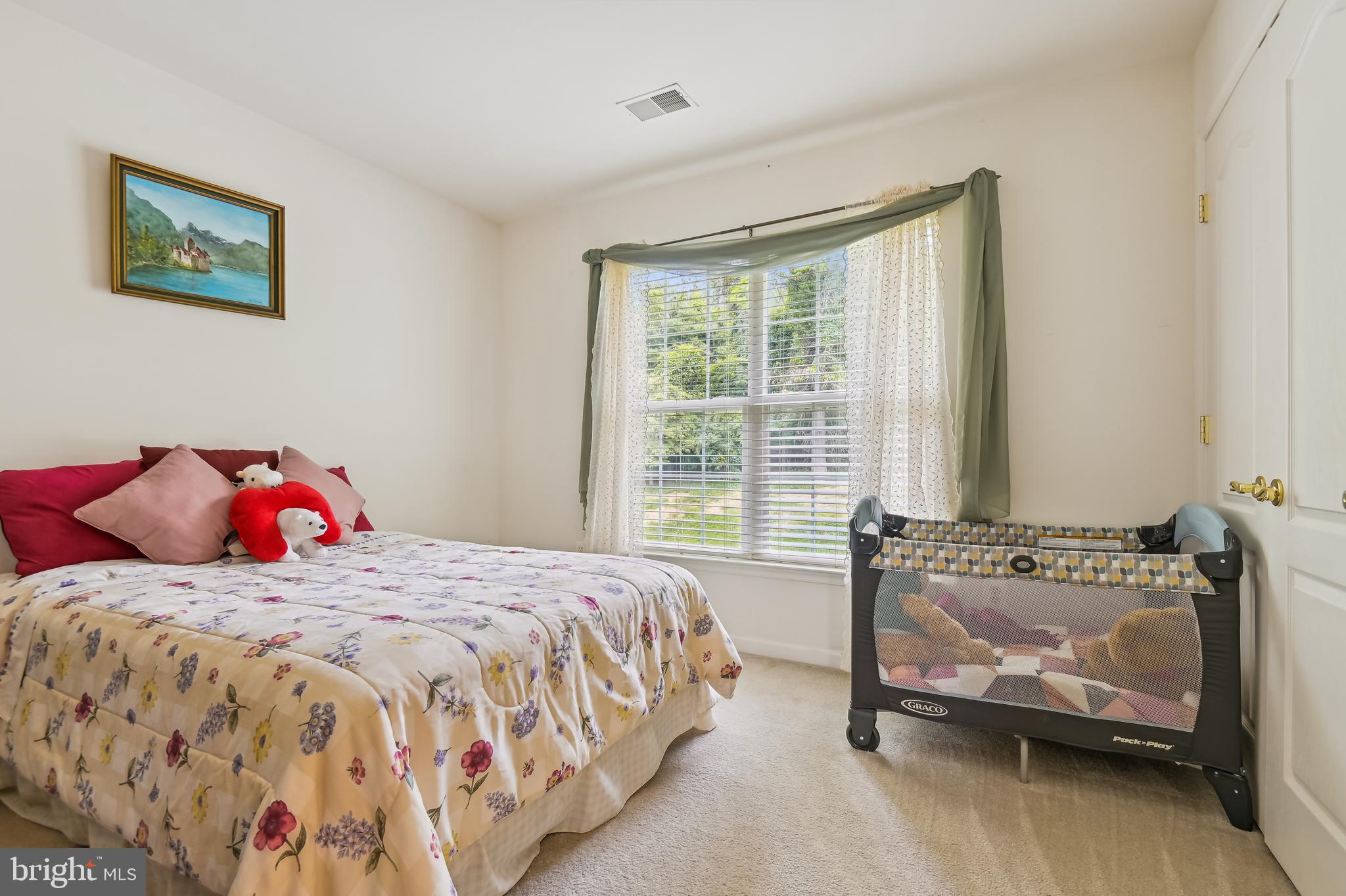 OAKS AT GARRISON FOREST - Residential