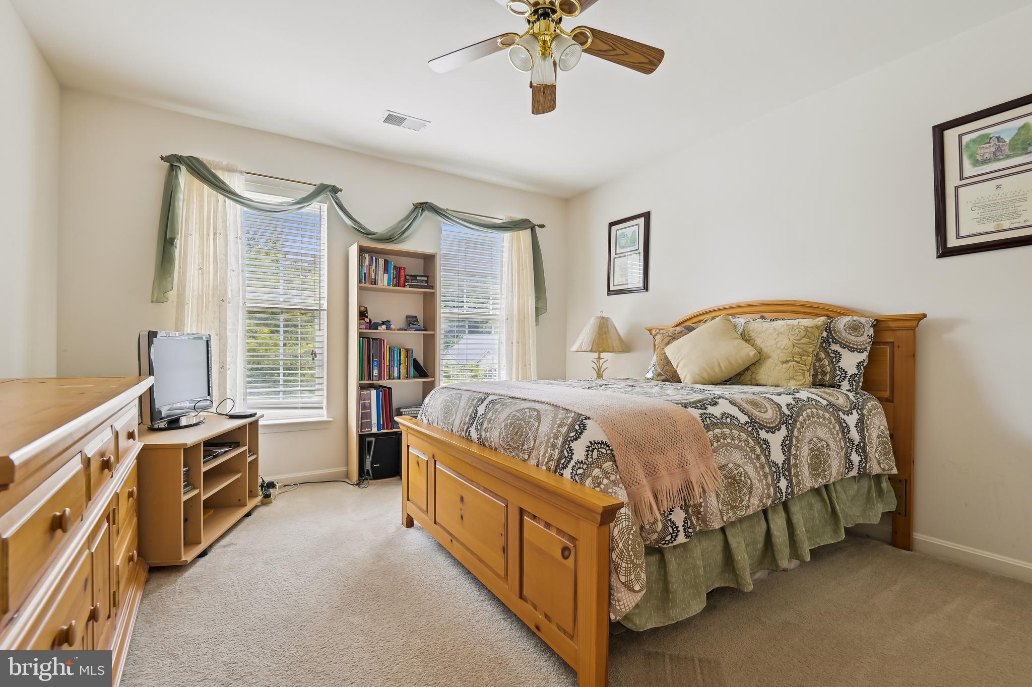 OAKS AT GARRISON FOREST - Residential