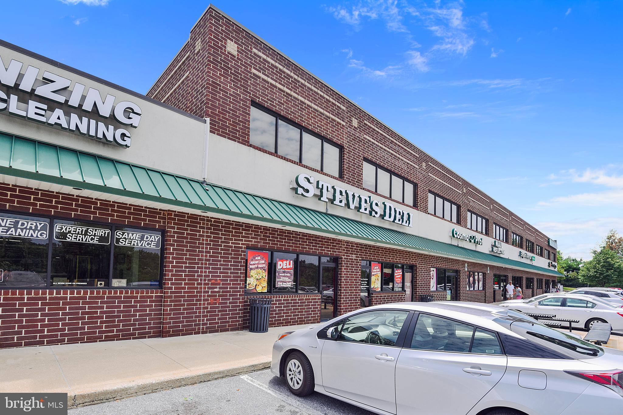 OAKS AT GARRISON FOREST - Residential