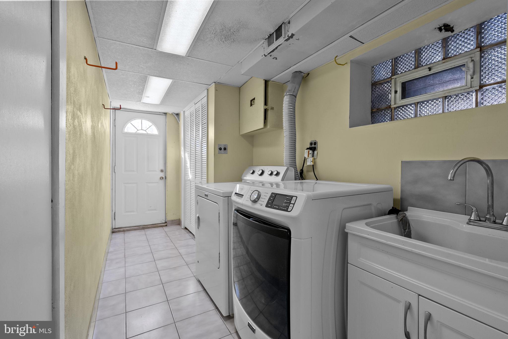 RHAWNHURST - Residential