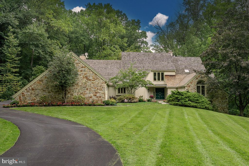 Photo of 769 S Warren Avenue, MALVERN, PA 19355 (MLS # PACT2114824)