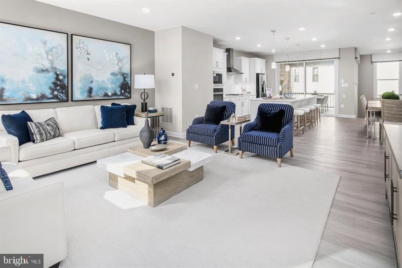 LAKE LINGANORE OAKDALE - Residential