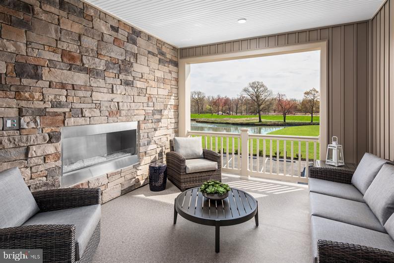 LAKE LINGANORE OAKDALE - Residential