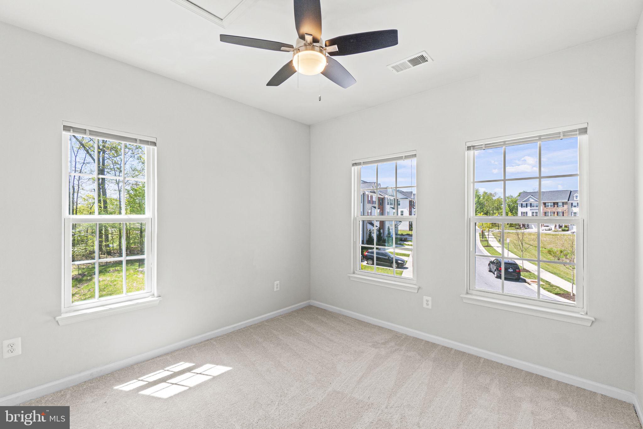 BALLARD GREEN - Residential