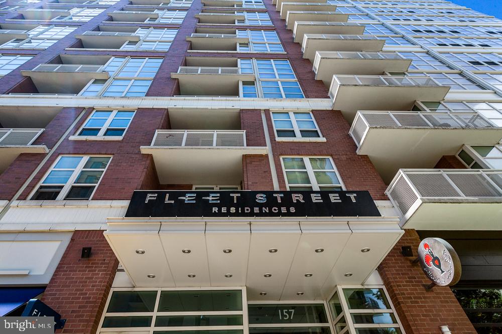 NATIONAL HARBOR - Residential Lease