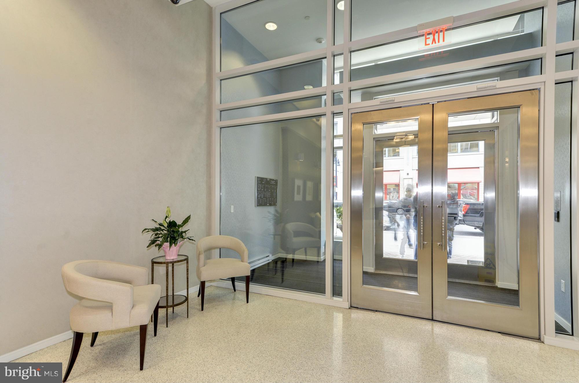 NATIONAL HARBOR - Residential Lease