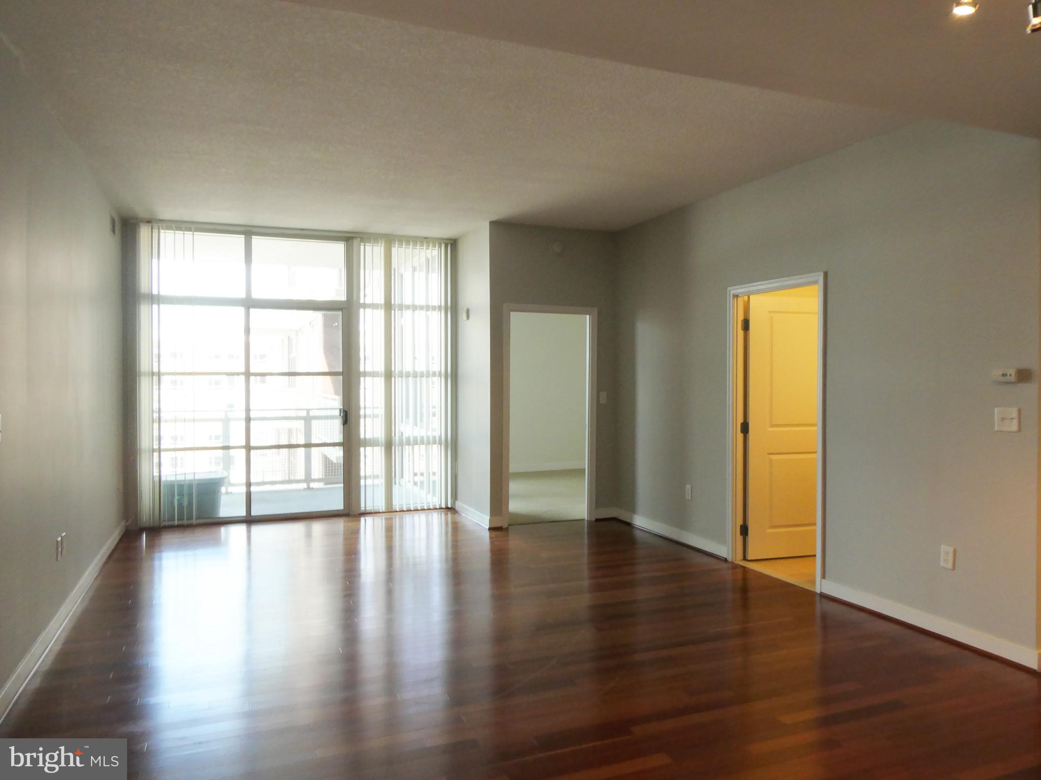 NATIONAL HARBOR - Residential Lease