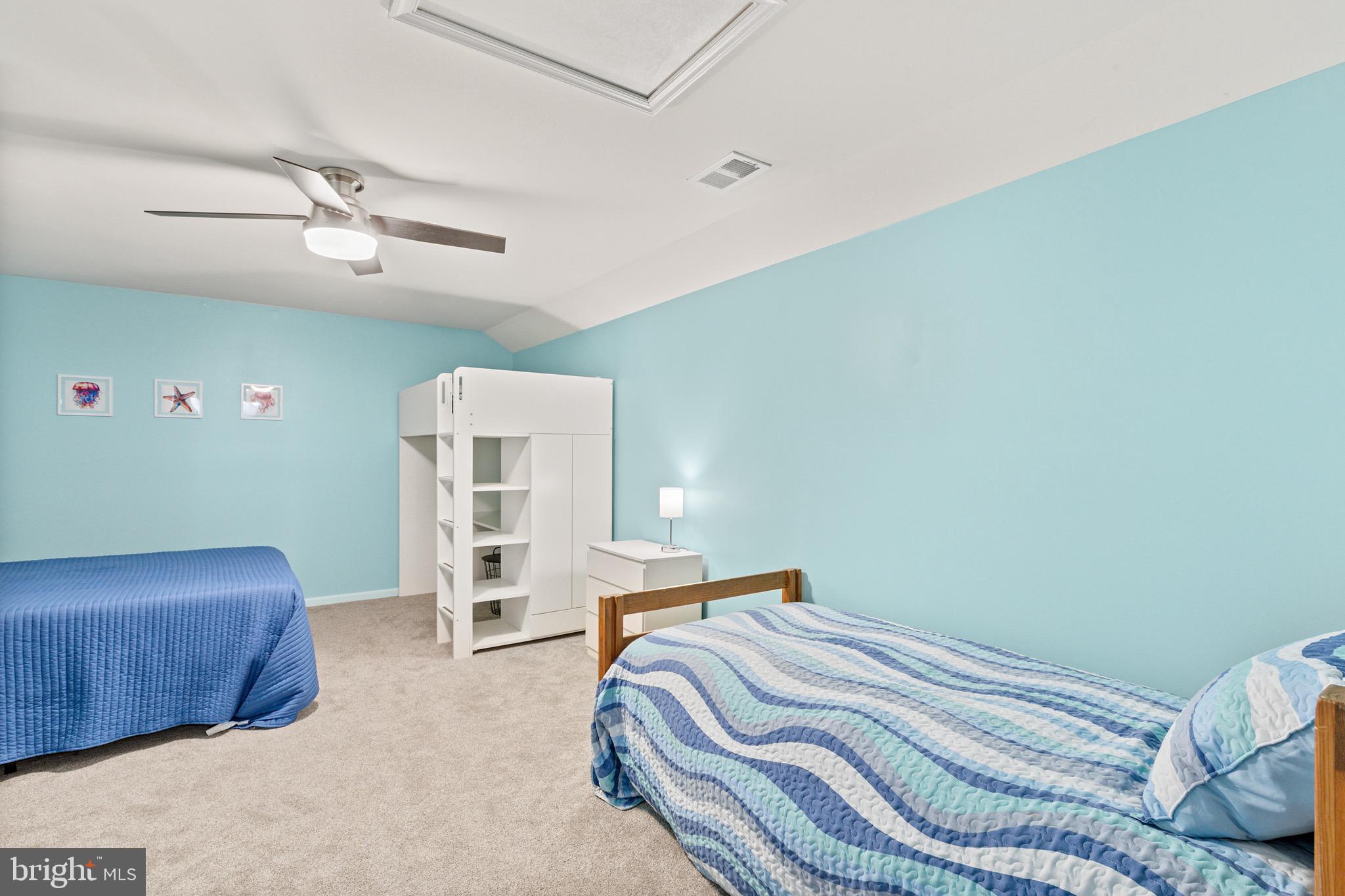 ASHLEY MANOR - Residential