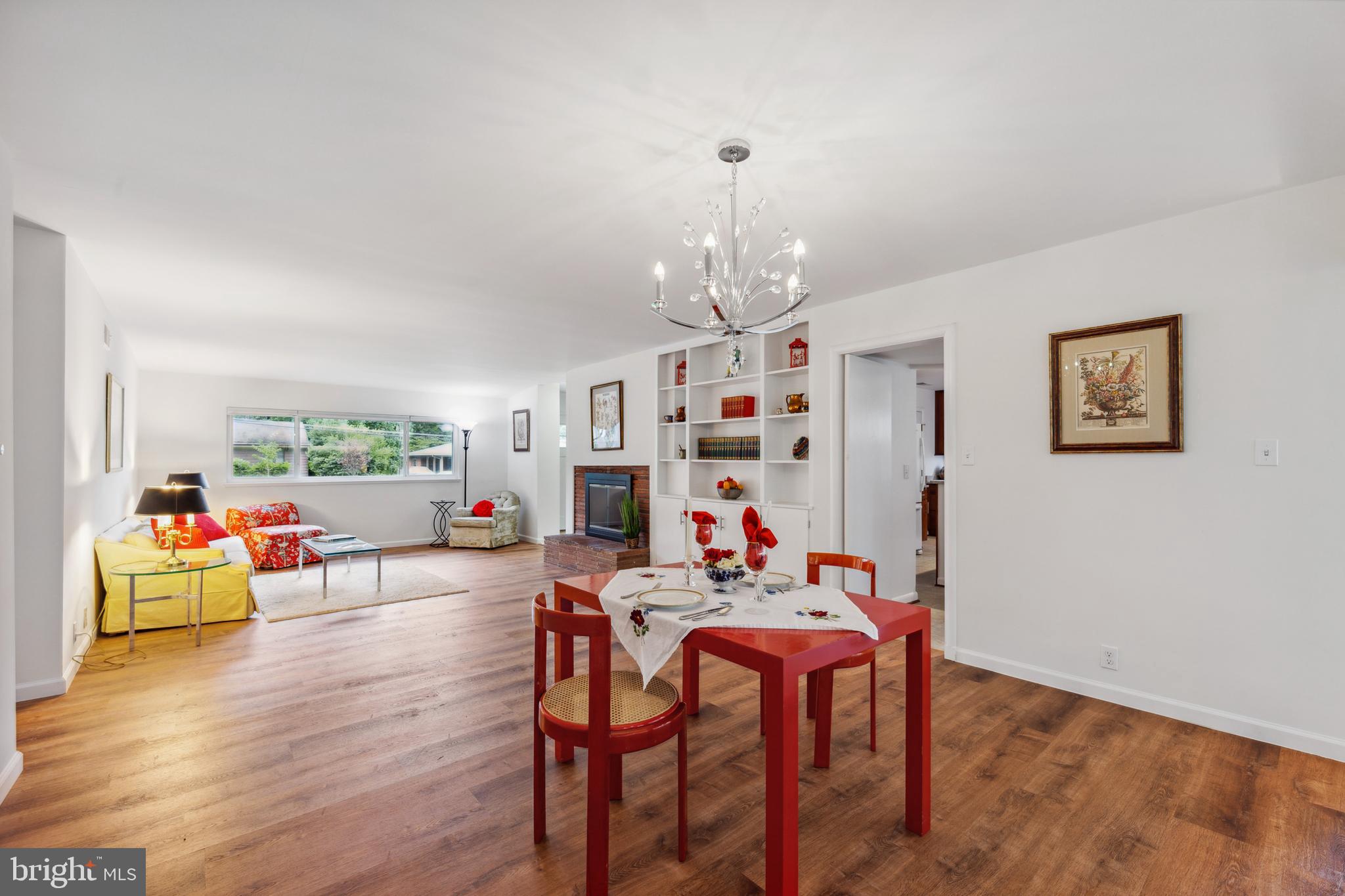 HOLMES RUN PARK - Residential Lease