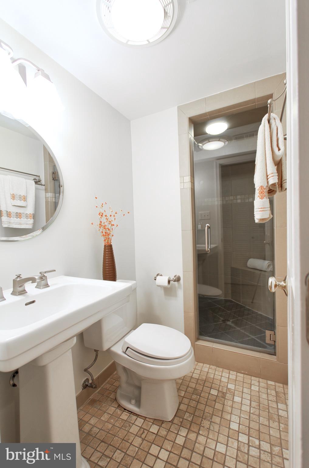 FARNEY - Residential