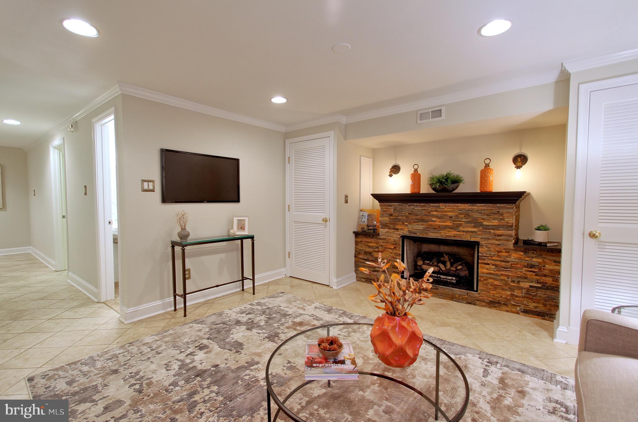 FARNEY - Residential