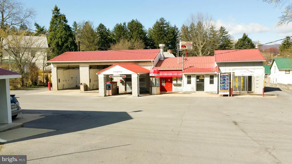 239 Fayette Street, Mercersburg, PA 17236