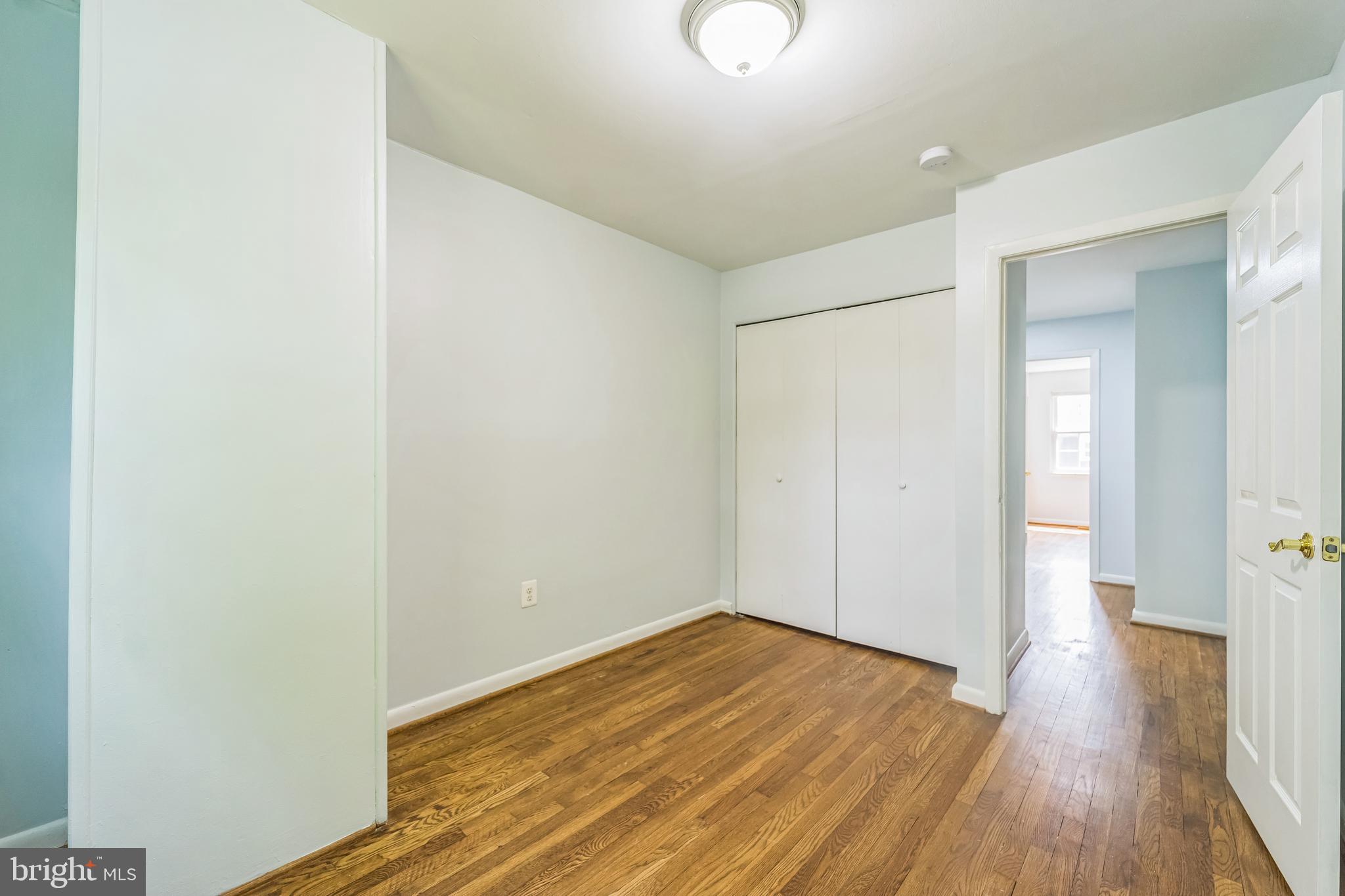 QUEEN ANNE VILLAGE - Residential Lease