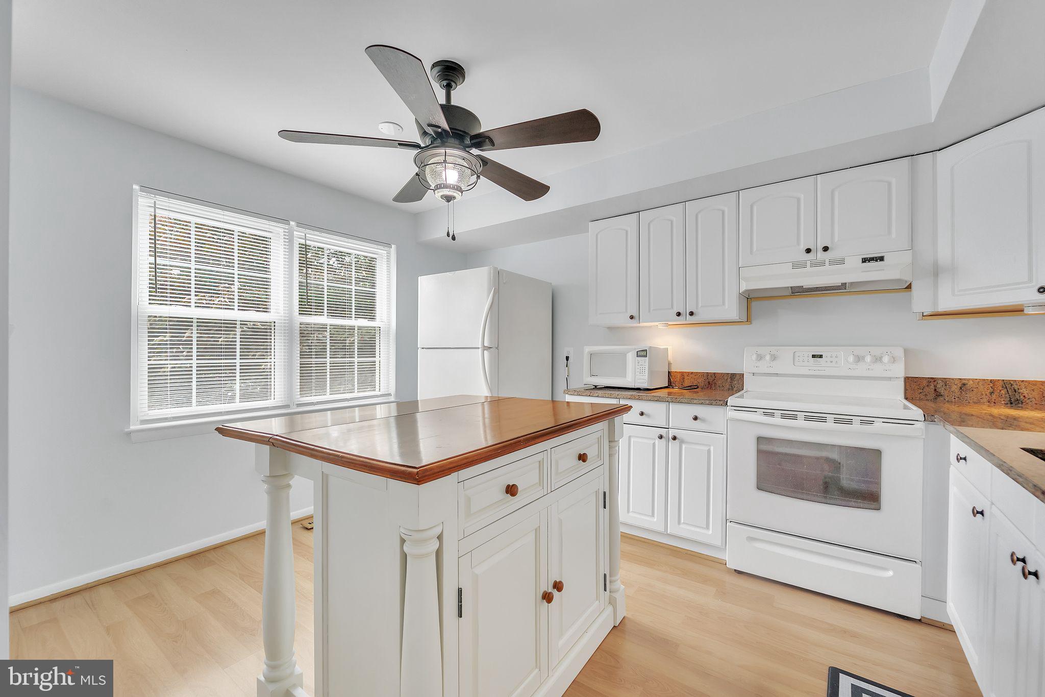 QUEEN ANNE VILLAGE - Residential Lease