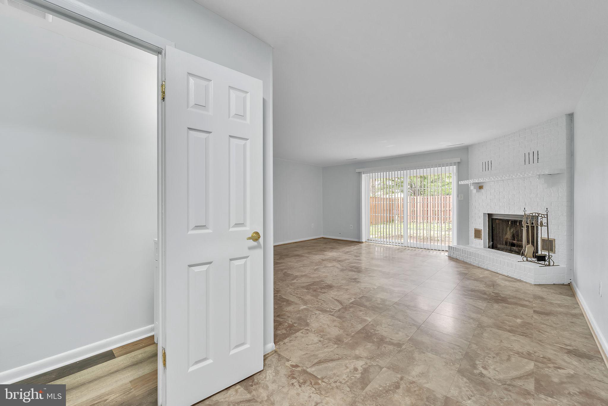 QUEEN ANNE VILLAGE - Residential Lease