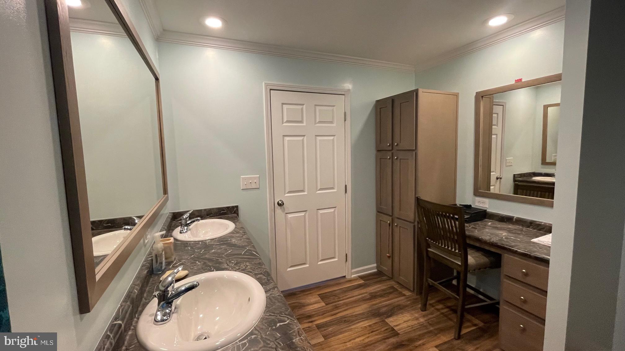 ROMNEY FRUIT RANCHES - Residential