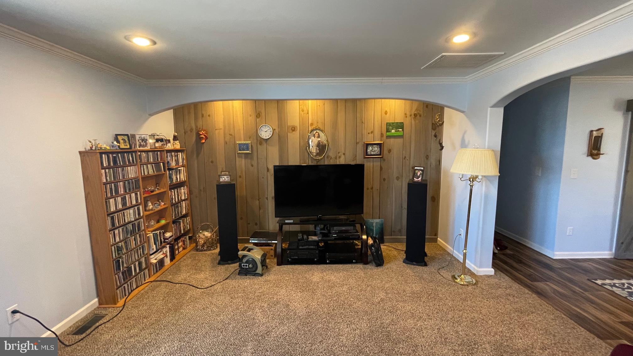 ROMNEY FRUIT RANCHES - Residential