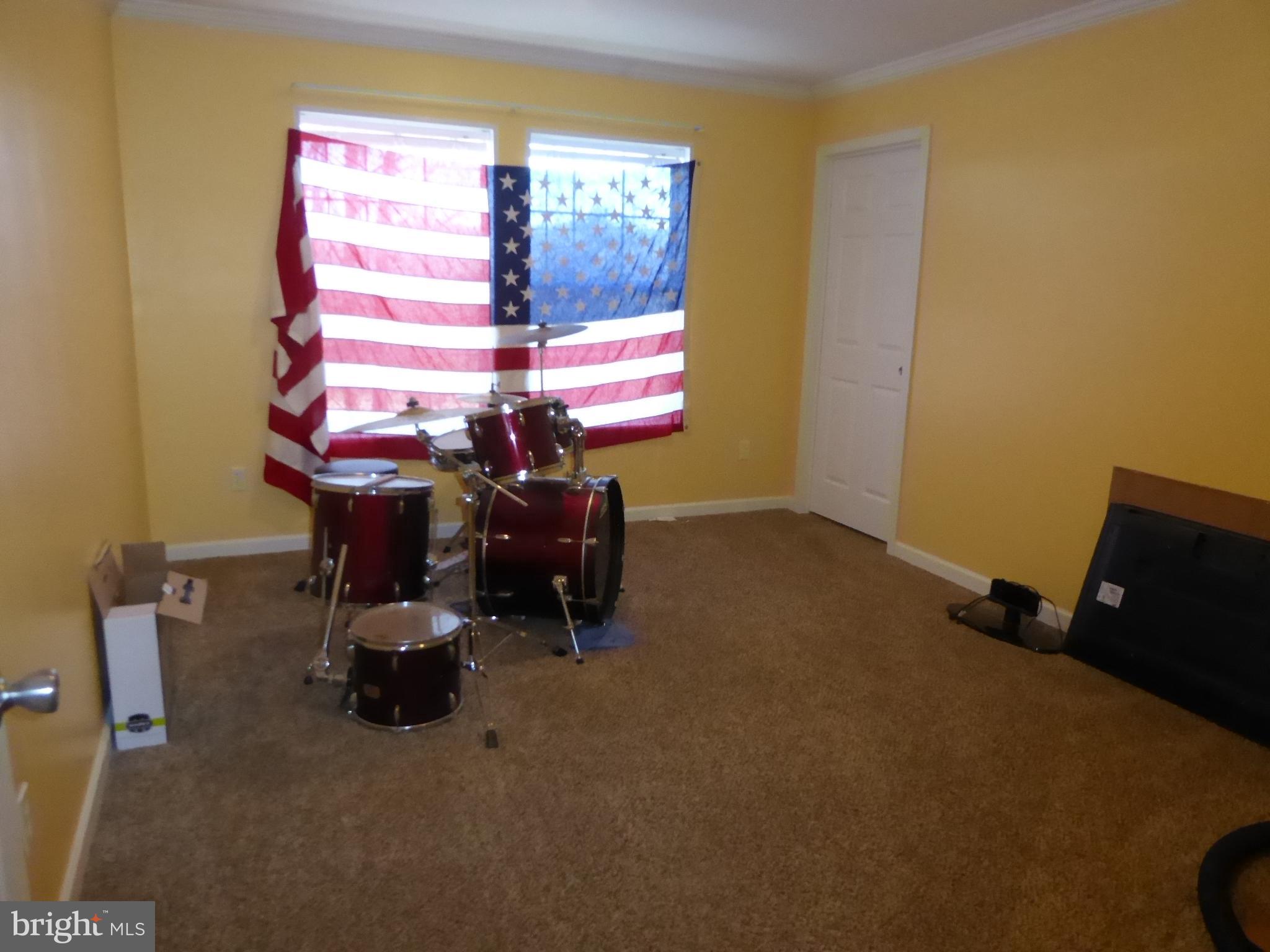 ROMNEY FRUIT RANCHES - Residential