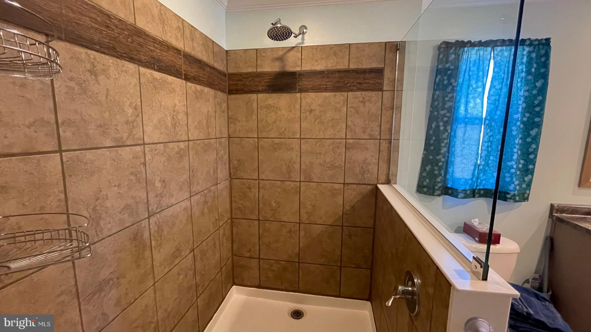 ROMNEY FRUIT RANCHES - Residential