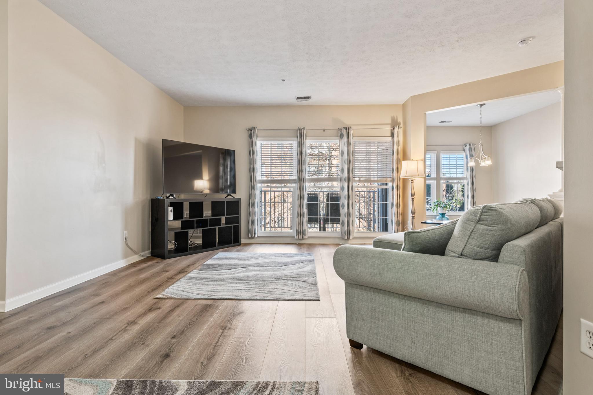 DEVONSHIRE - Residential