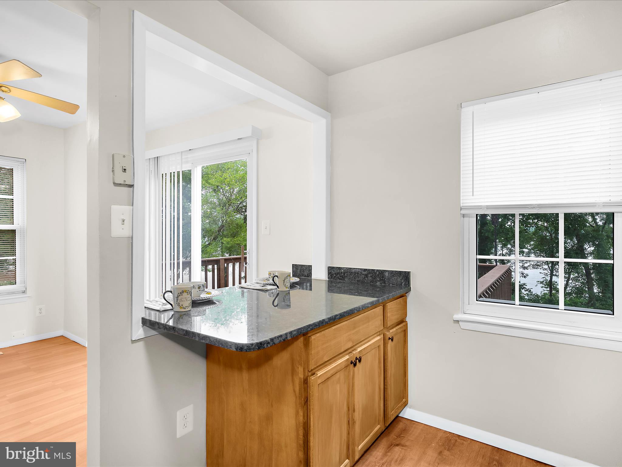 ELIZABETHS LANDING - Residential Lease