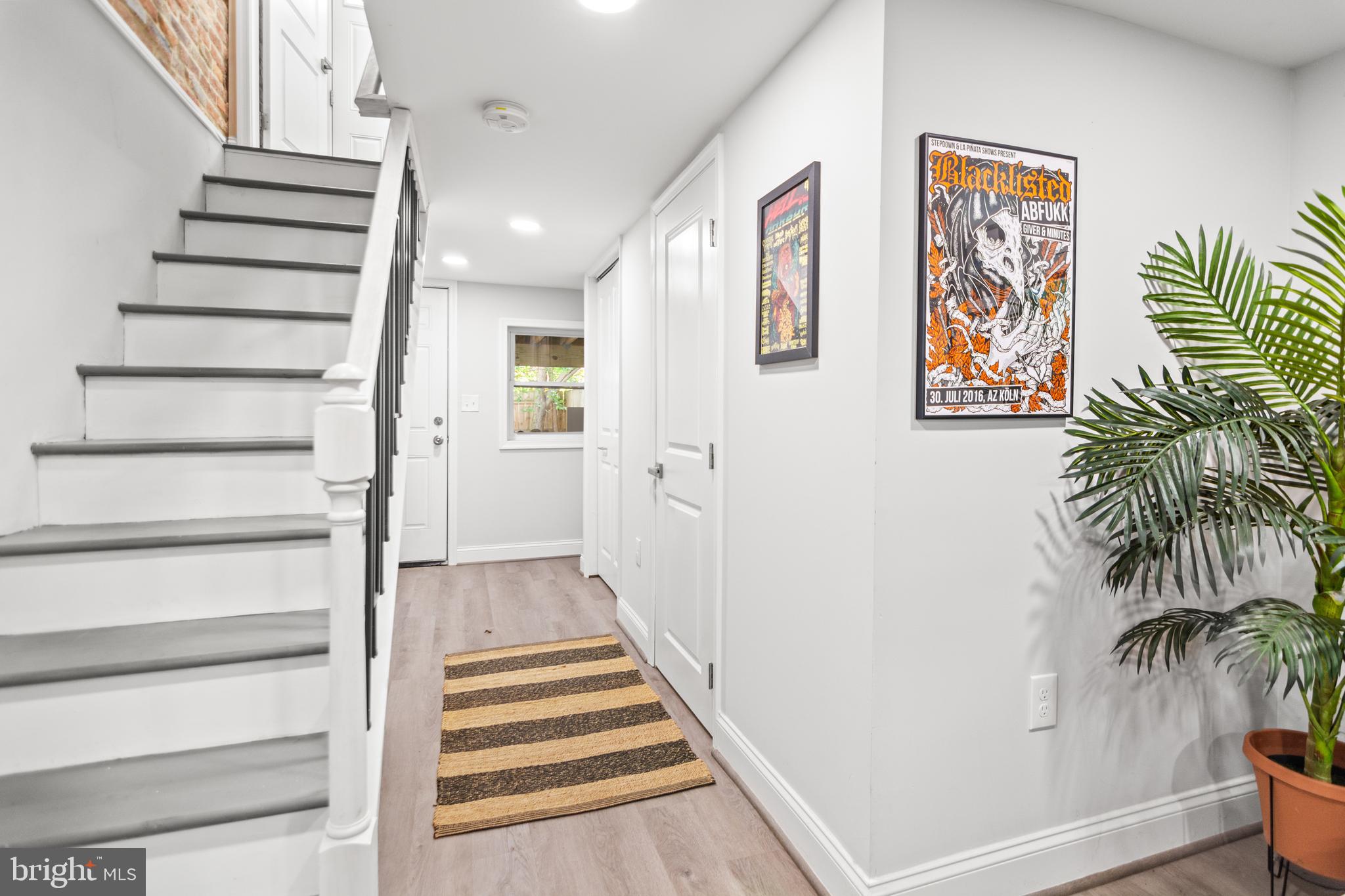 HAMPDEN HISTORIC DISTRICT - Residential