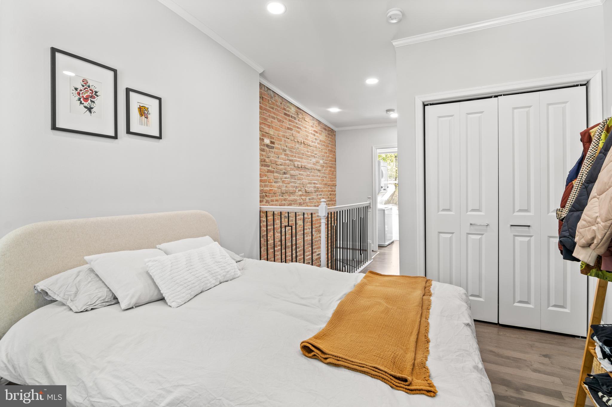 HAMPDEN HISTORIC DISTRICT - Residential