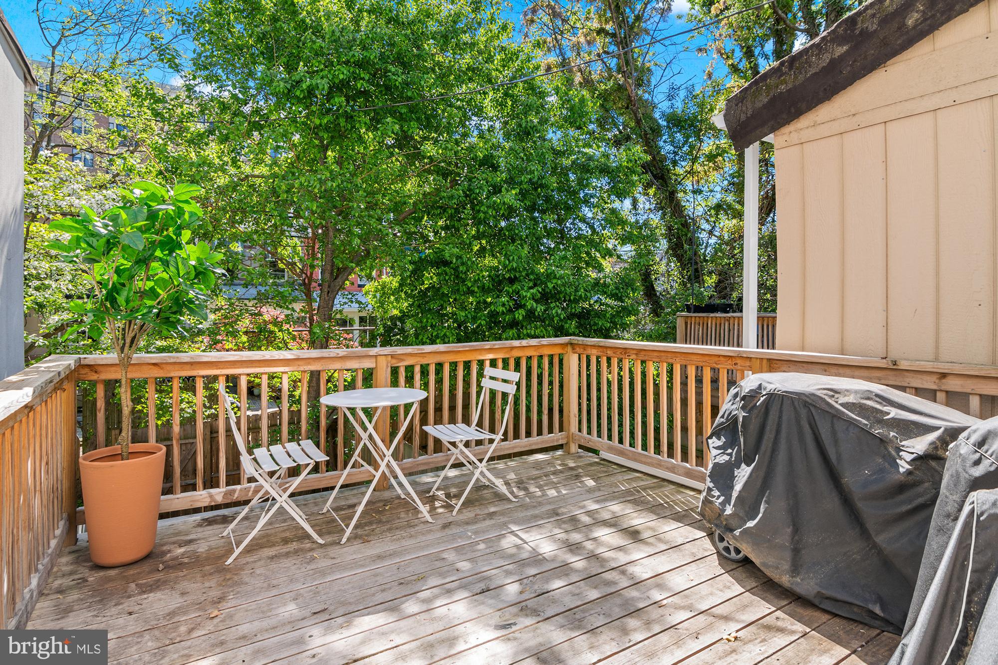 HAMPDEN HISTORIC DISTRICT - Residential