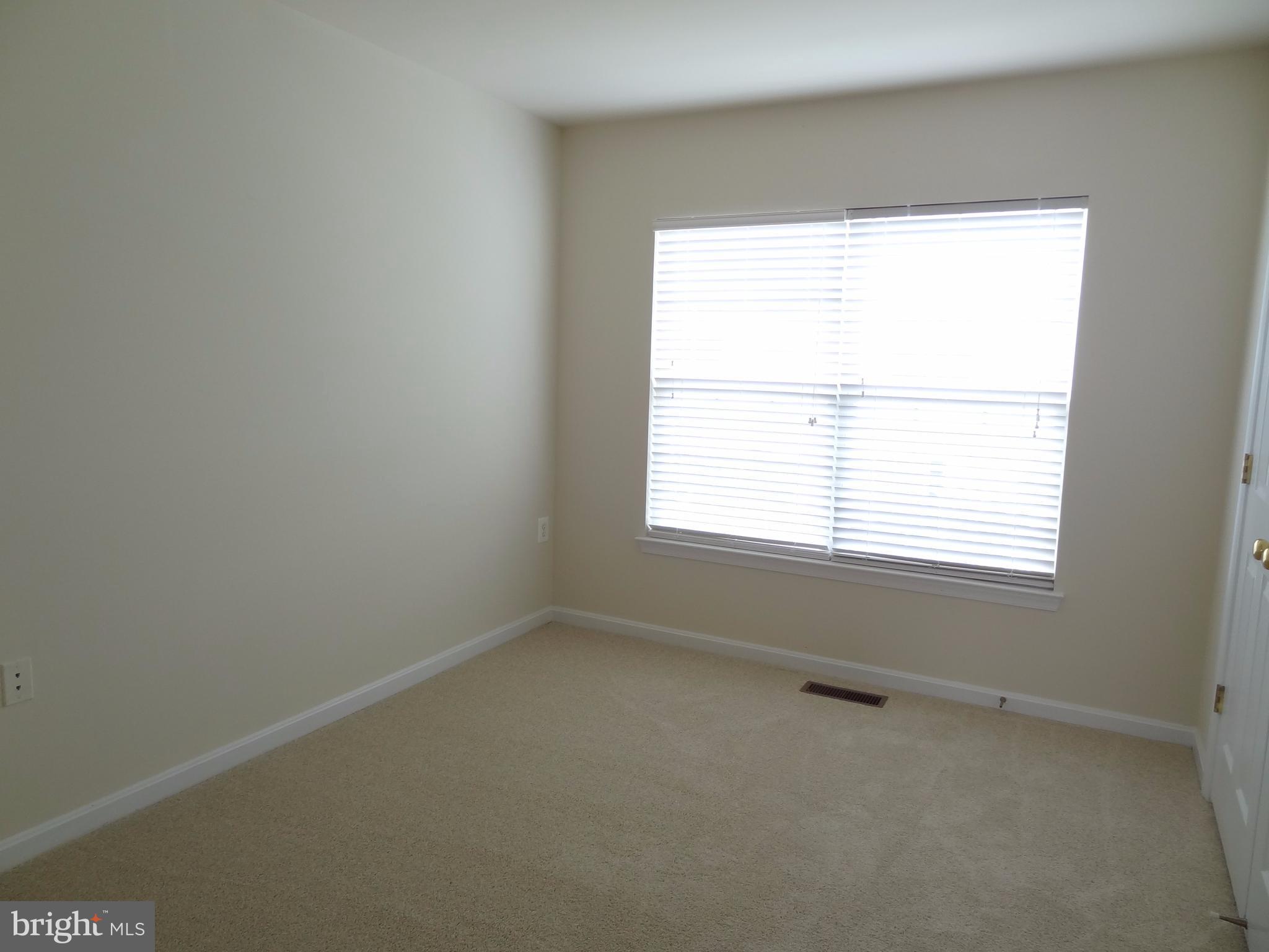 PARKSIDE AT DULLES - Residential