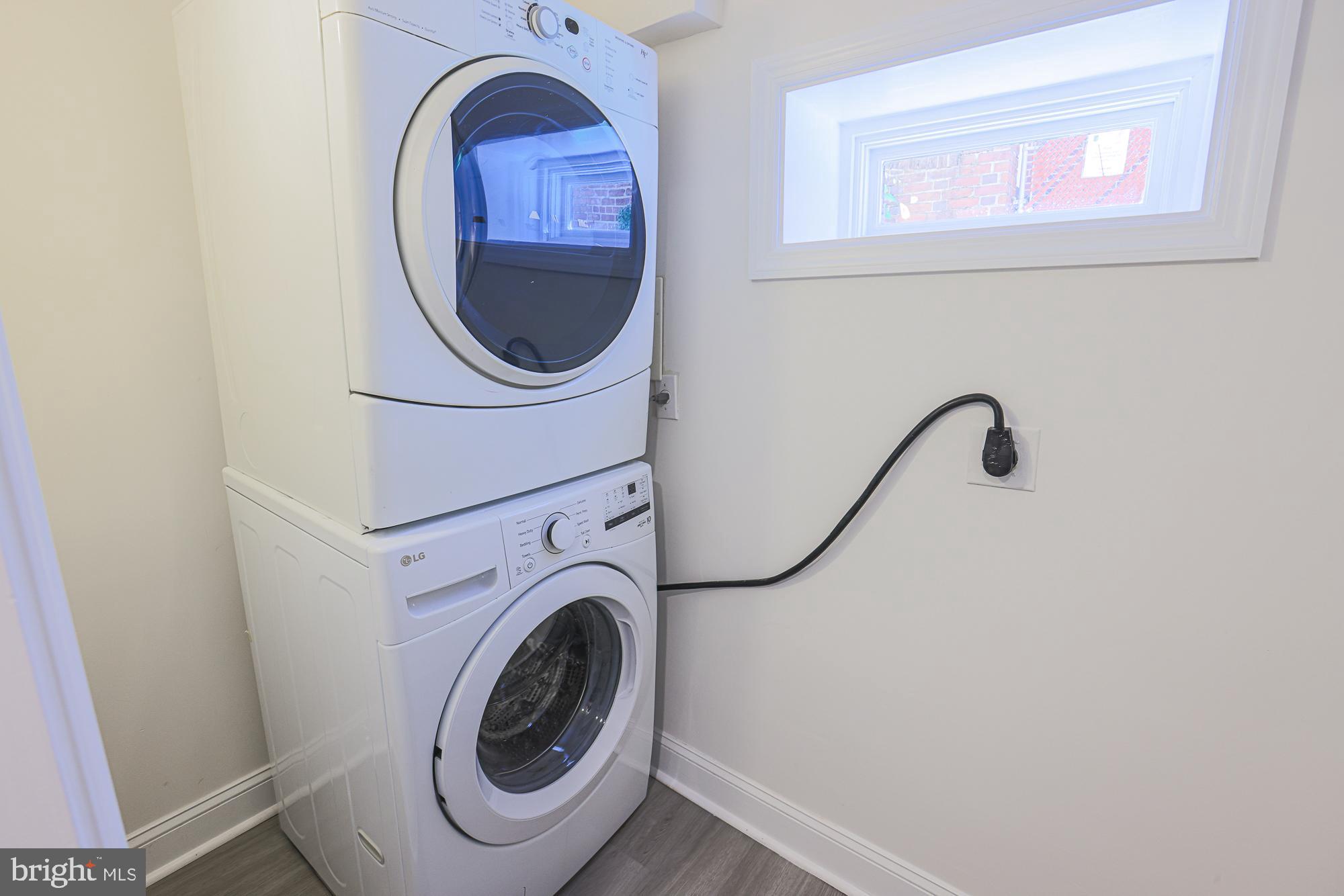 HIGHLANDTOWN - Residential