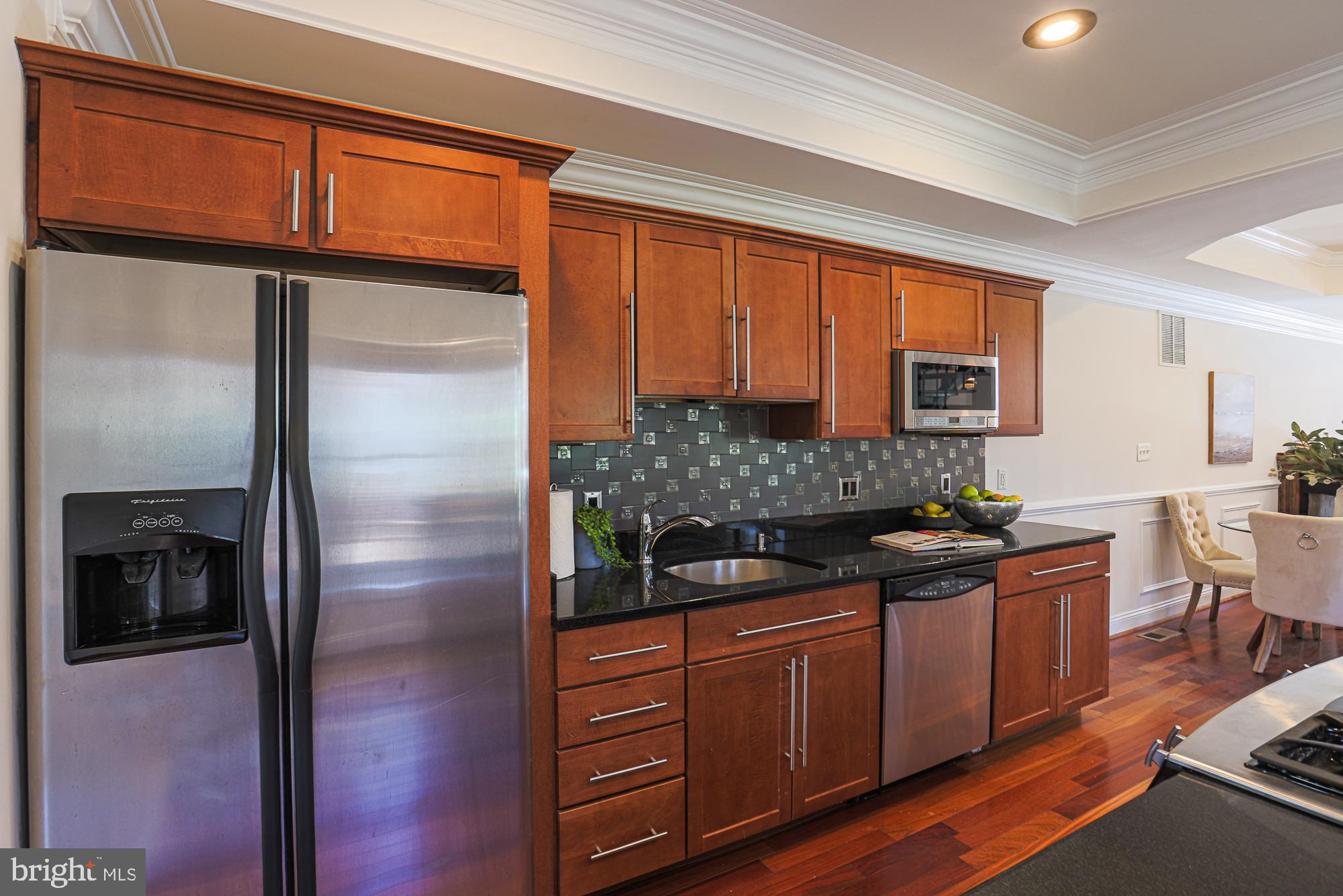 HIGHLANDTOWN - Residential