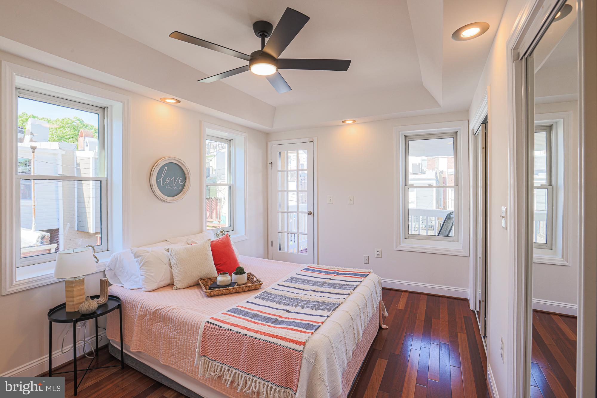 HIGHLANDTOWN - Residential