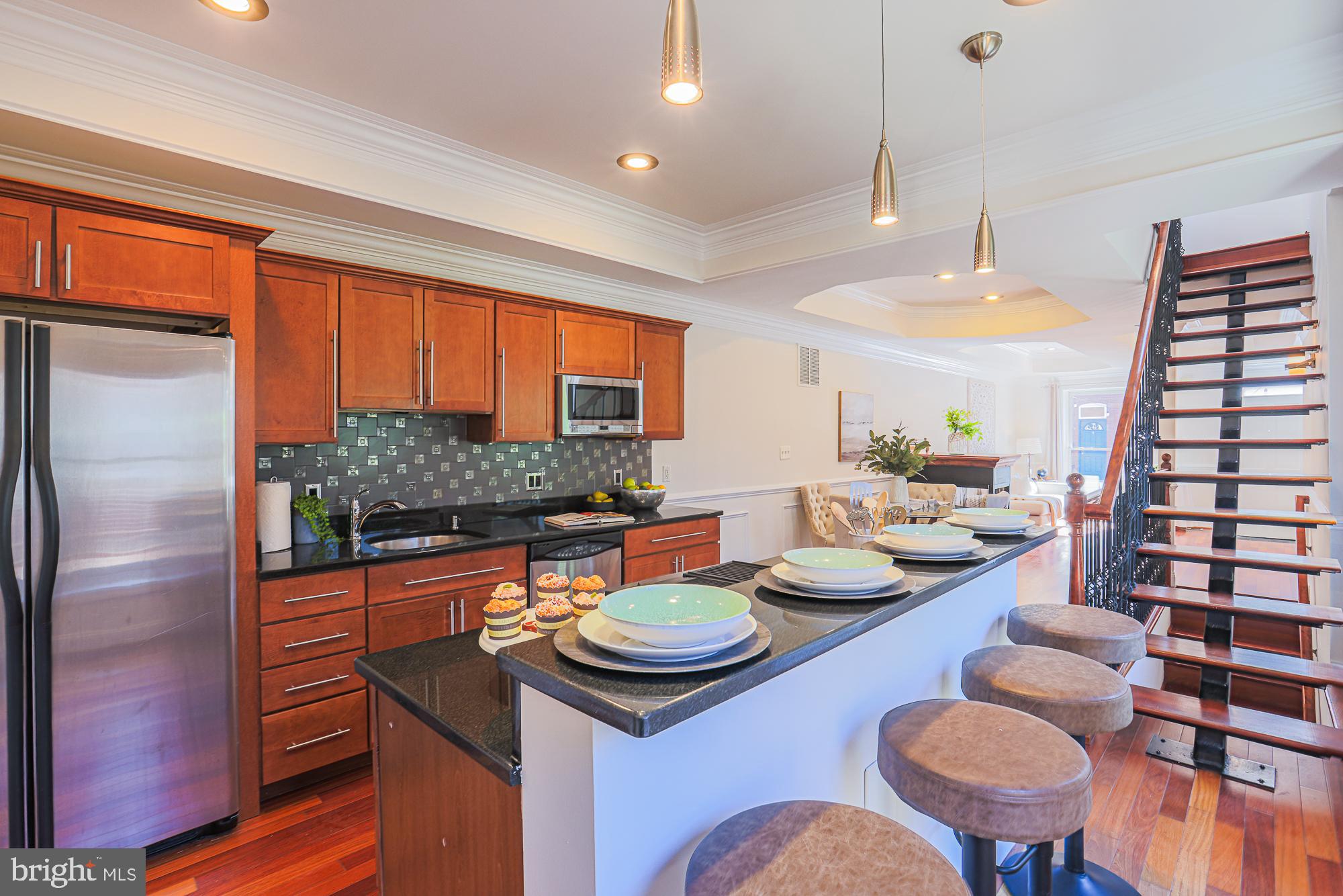 HIGHLANDTOWN - Residential