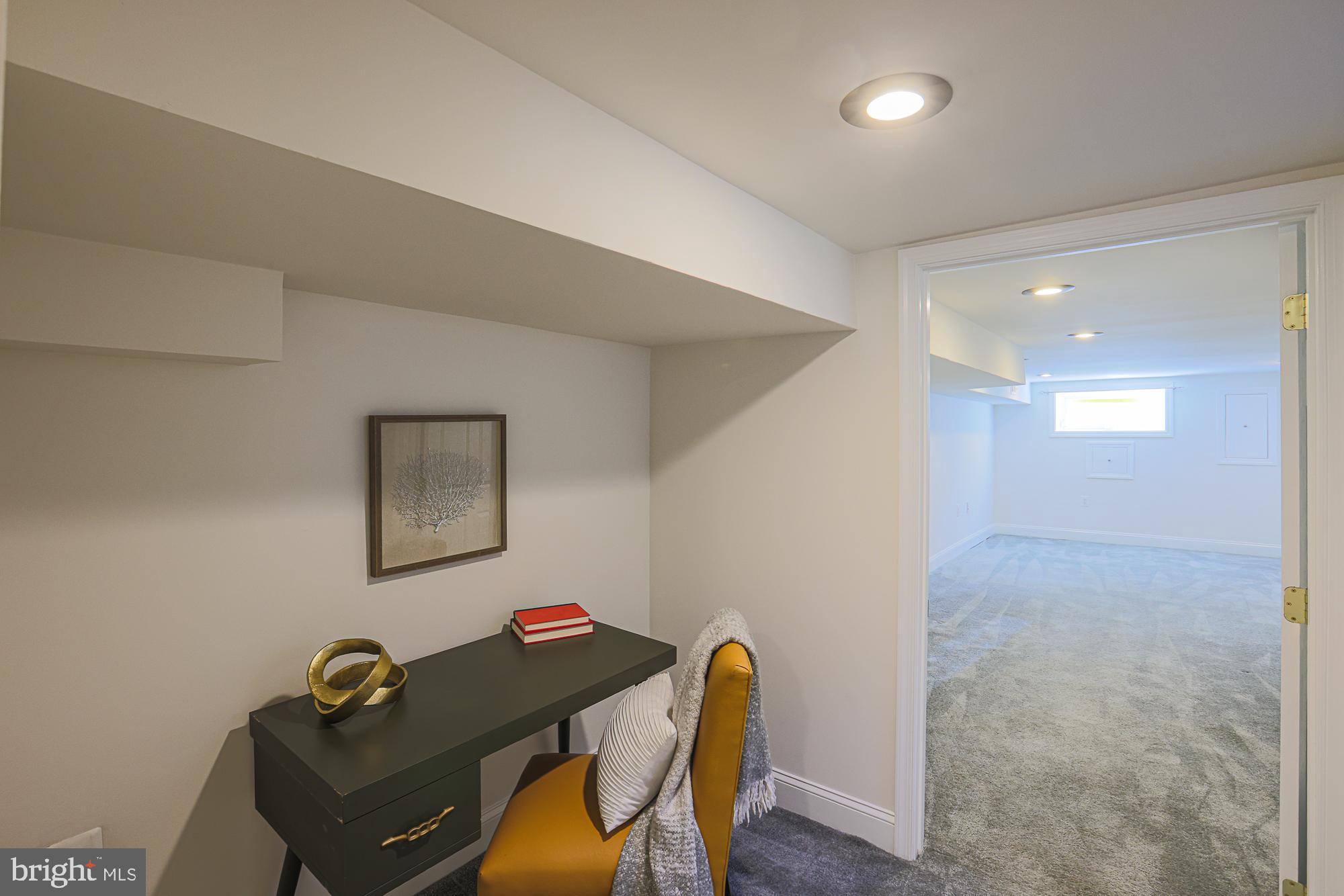 HIGHLANDTOWN - Residential