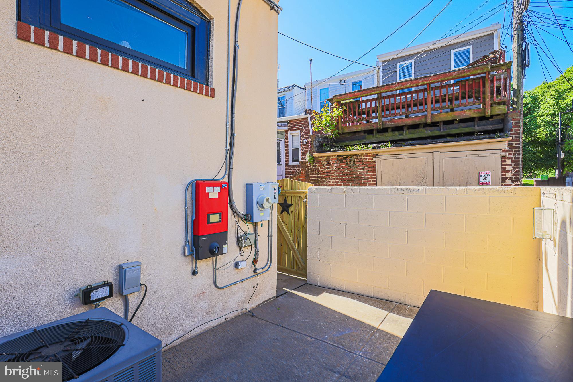 HIGHLANDTOWN - Residential