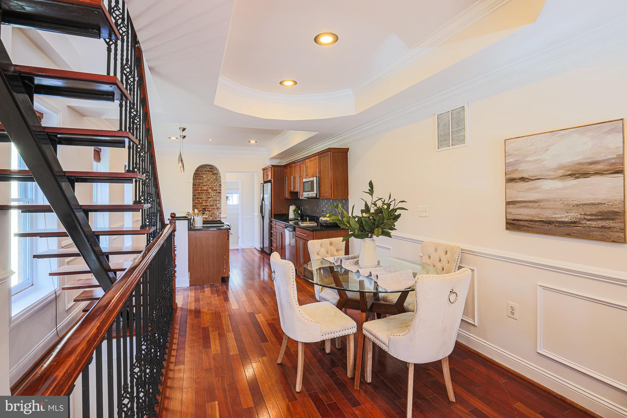 HIGHLANDTOWN - Residential