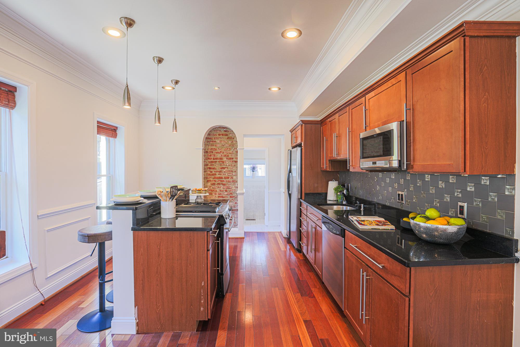 HIGHLANDTOWN - Residential