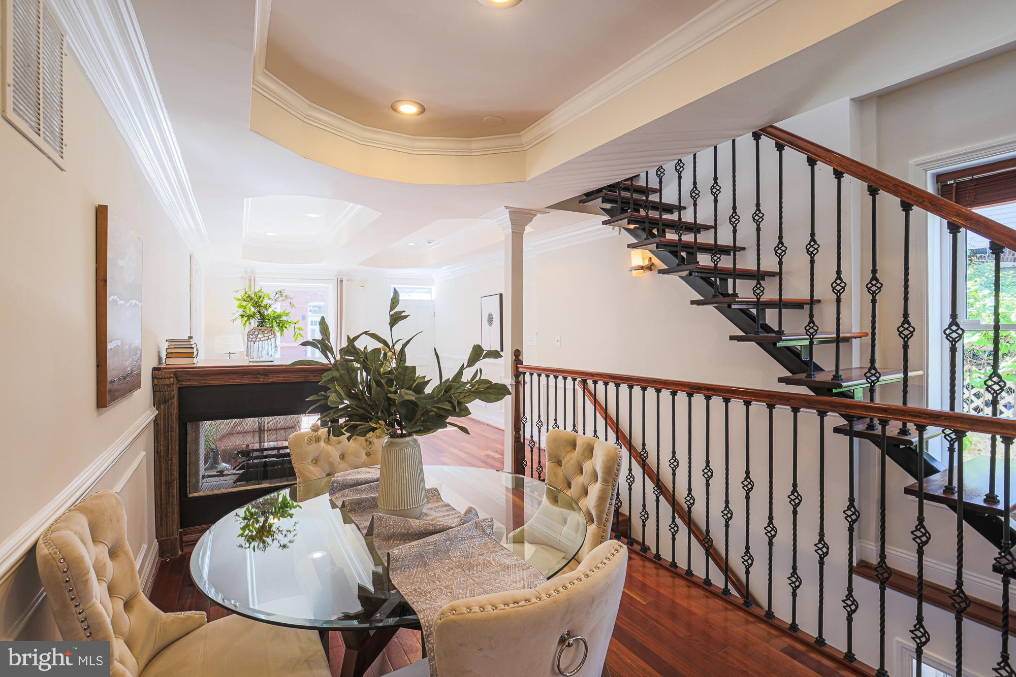 HIGHLANDTOWN - Residential