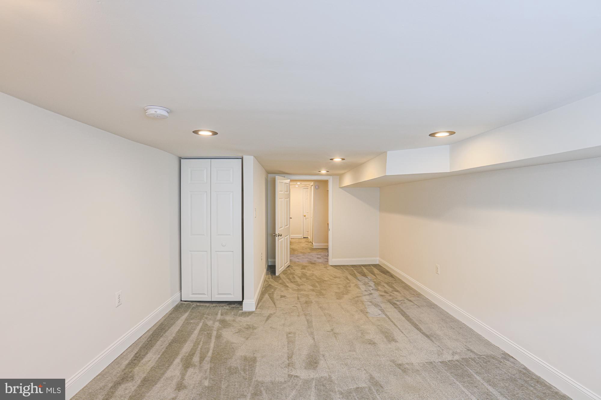 HIGHLANDTOWN - Residential