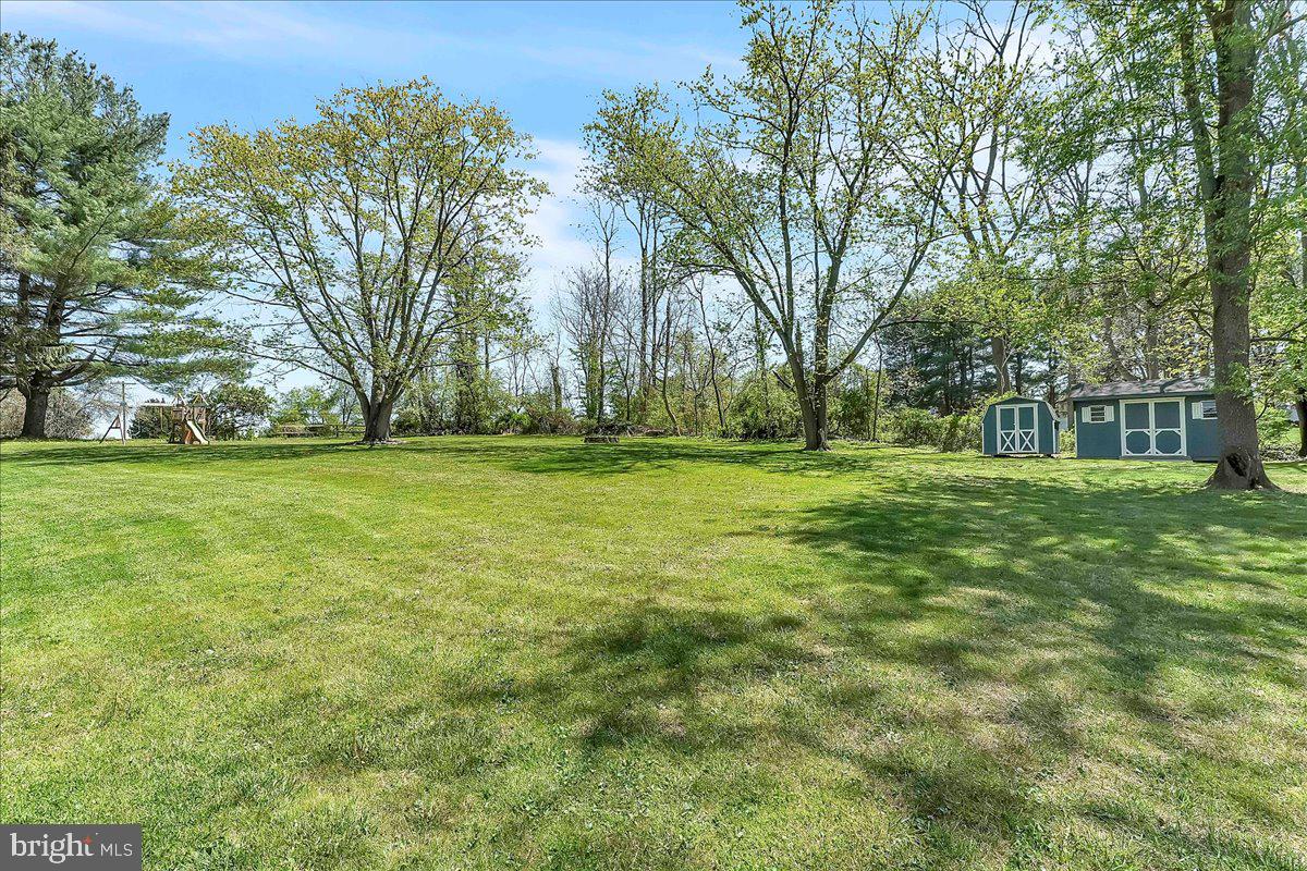 FOX KNOLL - Residential